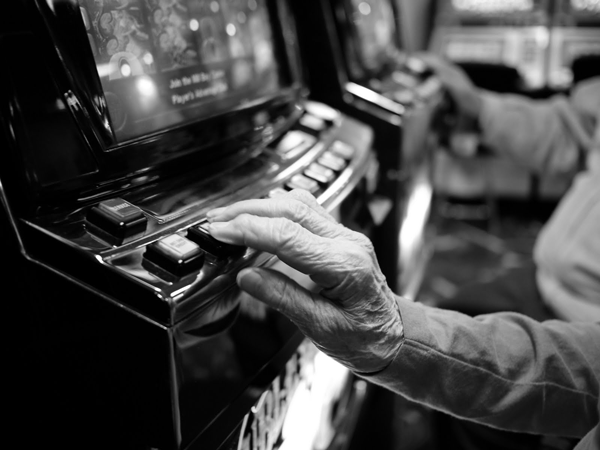 woman playing video slots woman playing video slots
